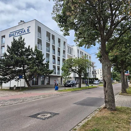 Mila Z Duzym Tarasem I Miejscem Parkingowym * Kolobrzeg