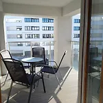 Mila Z Duzym Tarasem I Miejscem Parkingowym Appartement