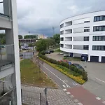 Mila Z Duzym Tarasem I Miejscem Parkingowym Appartement Kołobrzeg