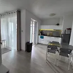 Apartmán Mila Z Duzym Tarasem I Miejscem Parkingowym Kolobřeh
