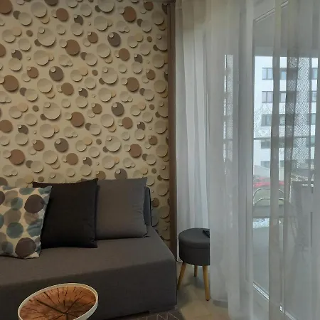 Mila Z Duzym Tarasem I Miejscem Parkingowym Apartment